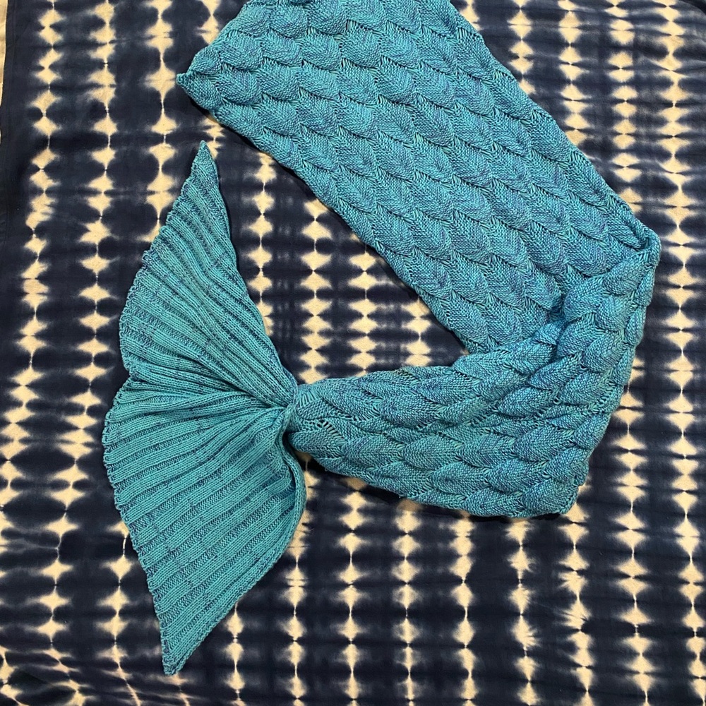 Hand Knit Mermaid Tail Blanket
